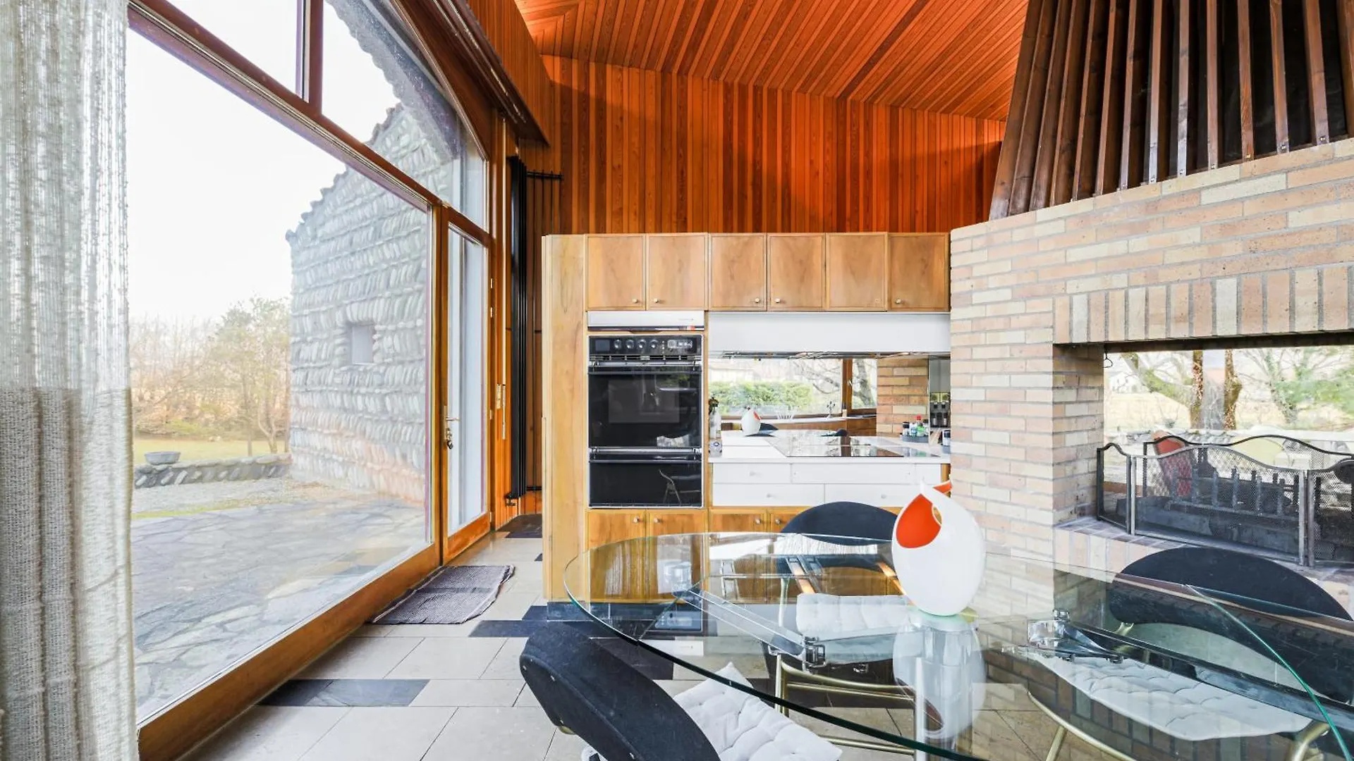 Villa Architecte des années 70 Vif 0*,  Francia